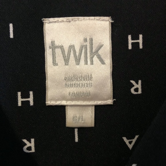 TWIK Black Lettered Pattern Blouse - Picture 6 of 8